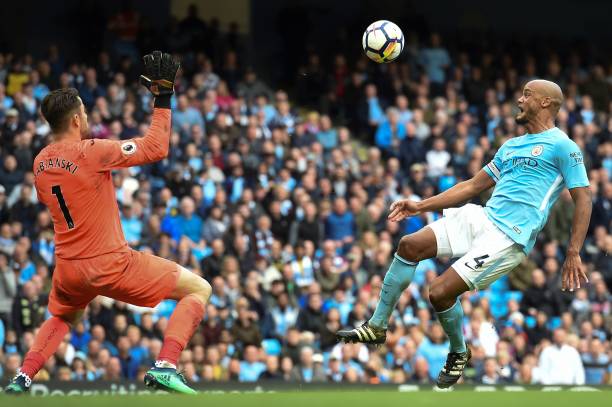 社交媒体上 社交媒体上