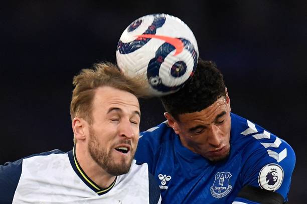 尽管米切尔 尽管米切尔