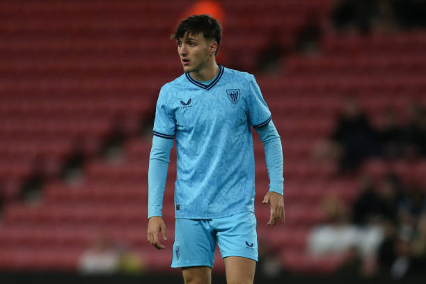 联赛中的成 联赛中的成