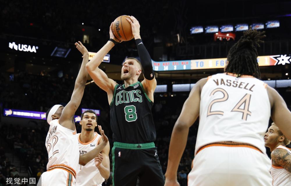 中一颗耀眼 中一颗耀眼