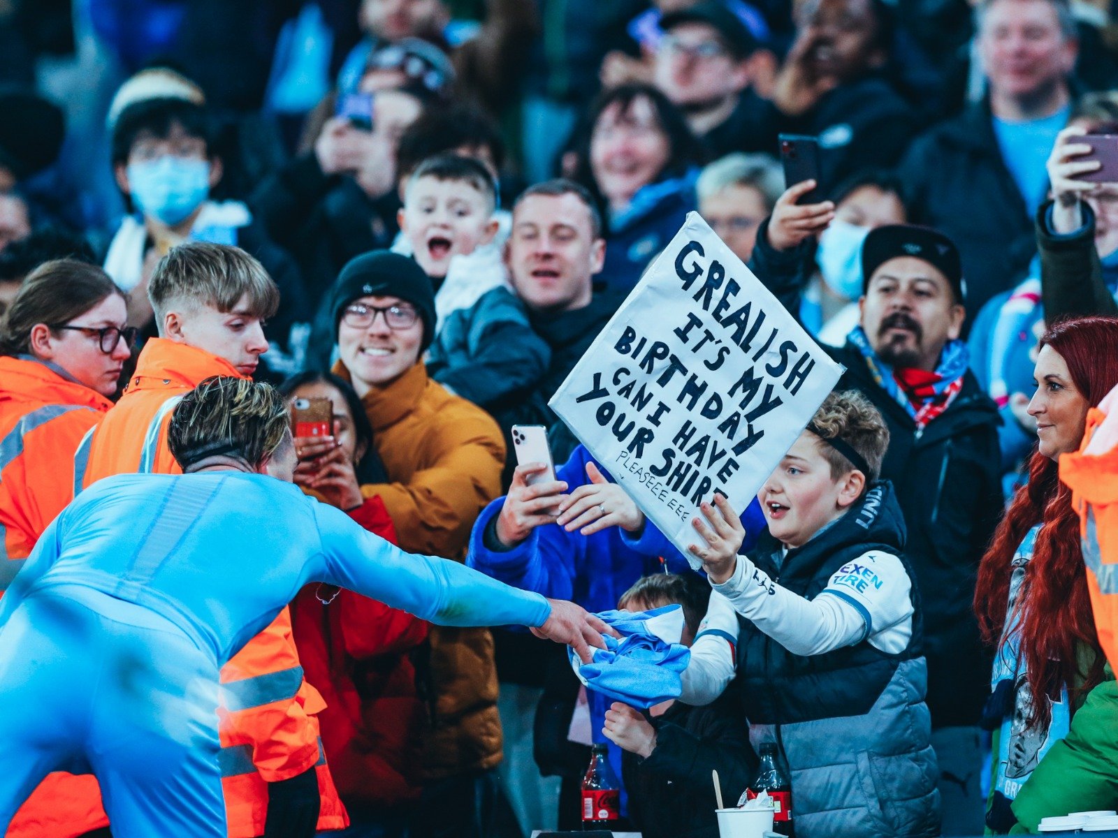 更是凭借自 更是凭借自